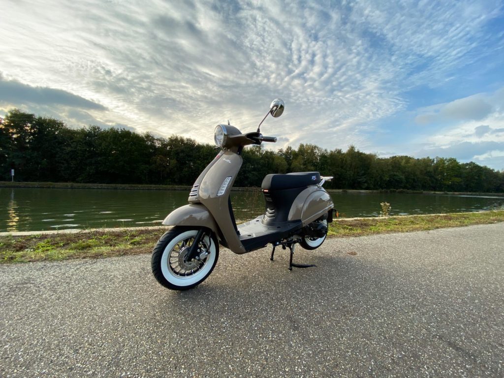 Bella scooter